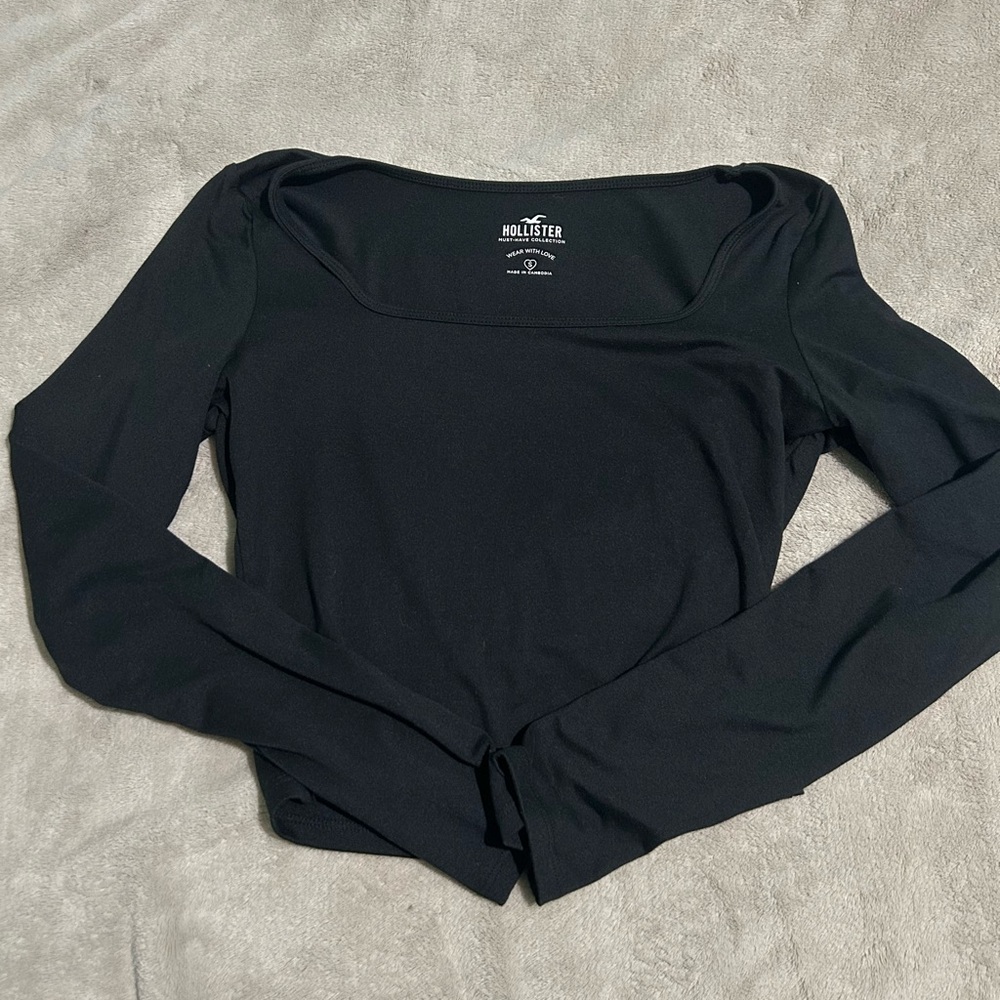Hollister Women's Black Long Sleeve Top